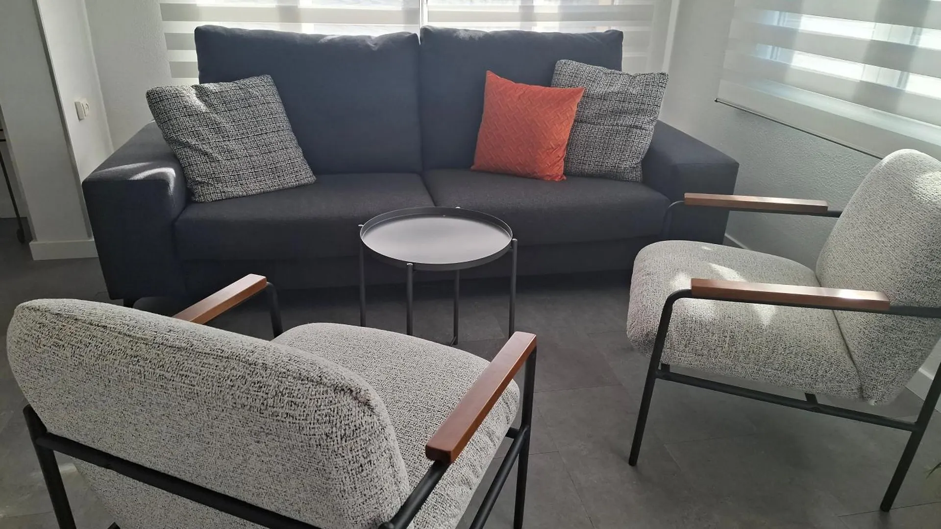 Apartament Nora Bas Apartment